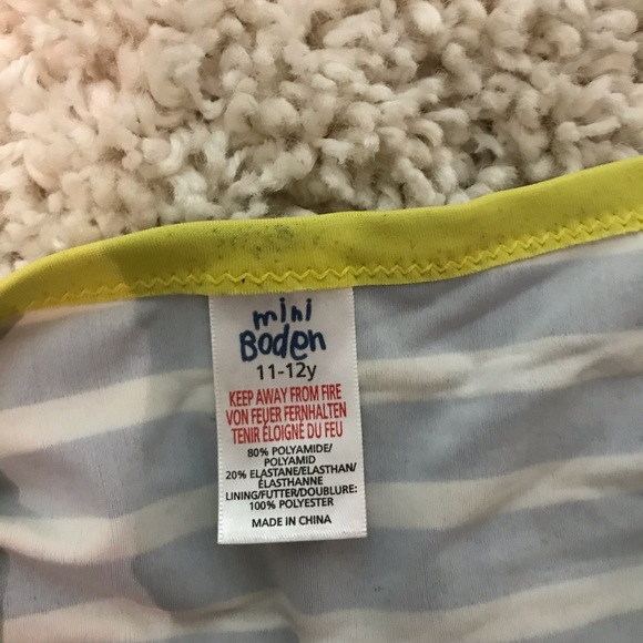 Striped bikini - Picture 2 of 2